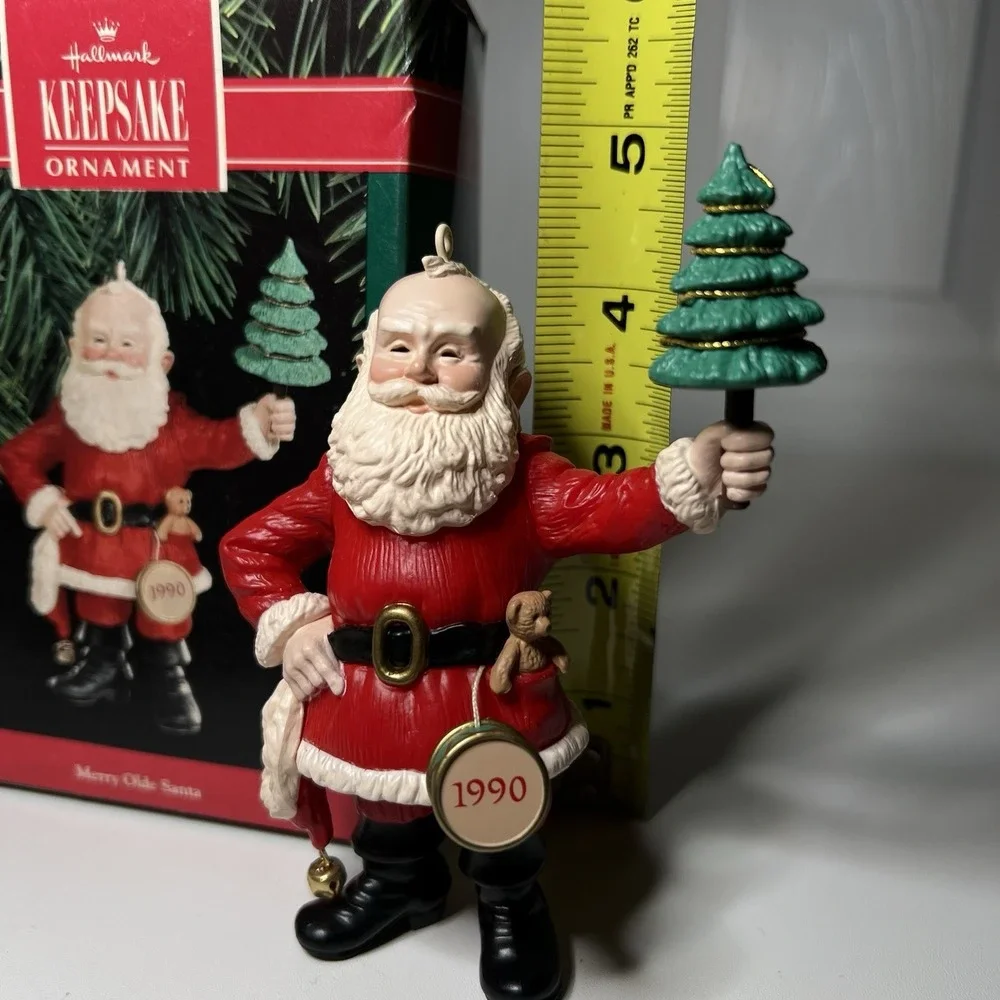 Hallmark Keepsake Ornament Merry‎ Olde Santa Christmas Tree  1990